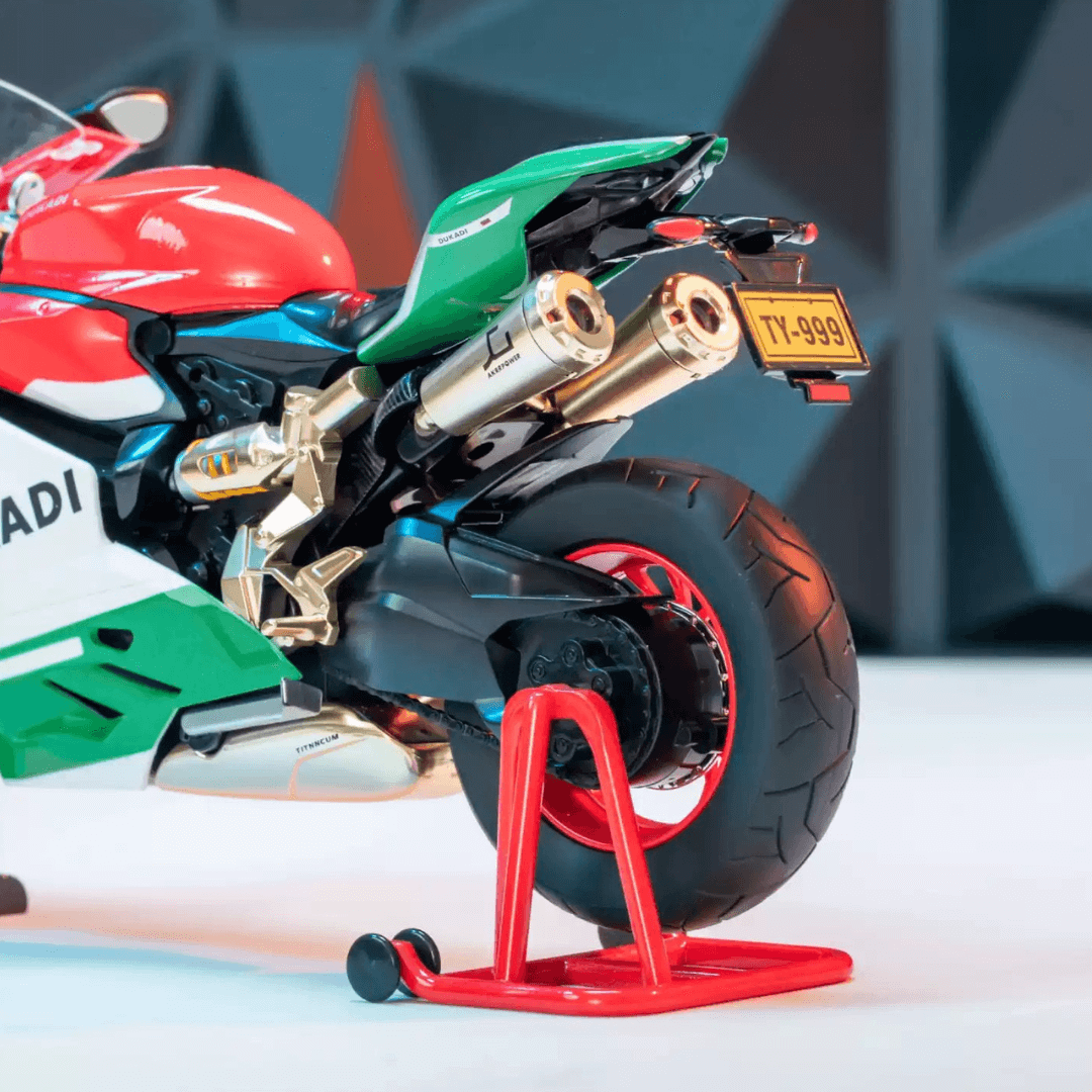 Kawasaki H2R 1:6 收藏級重機互動模型