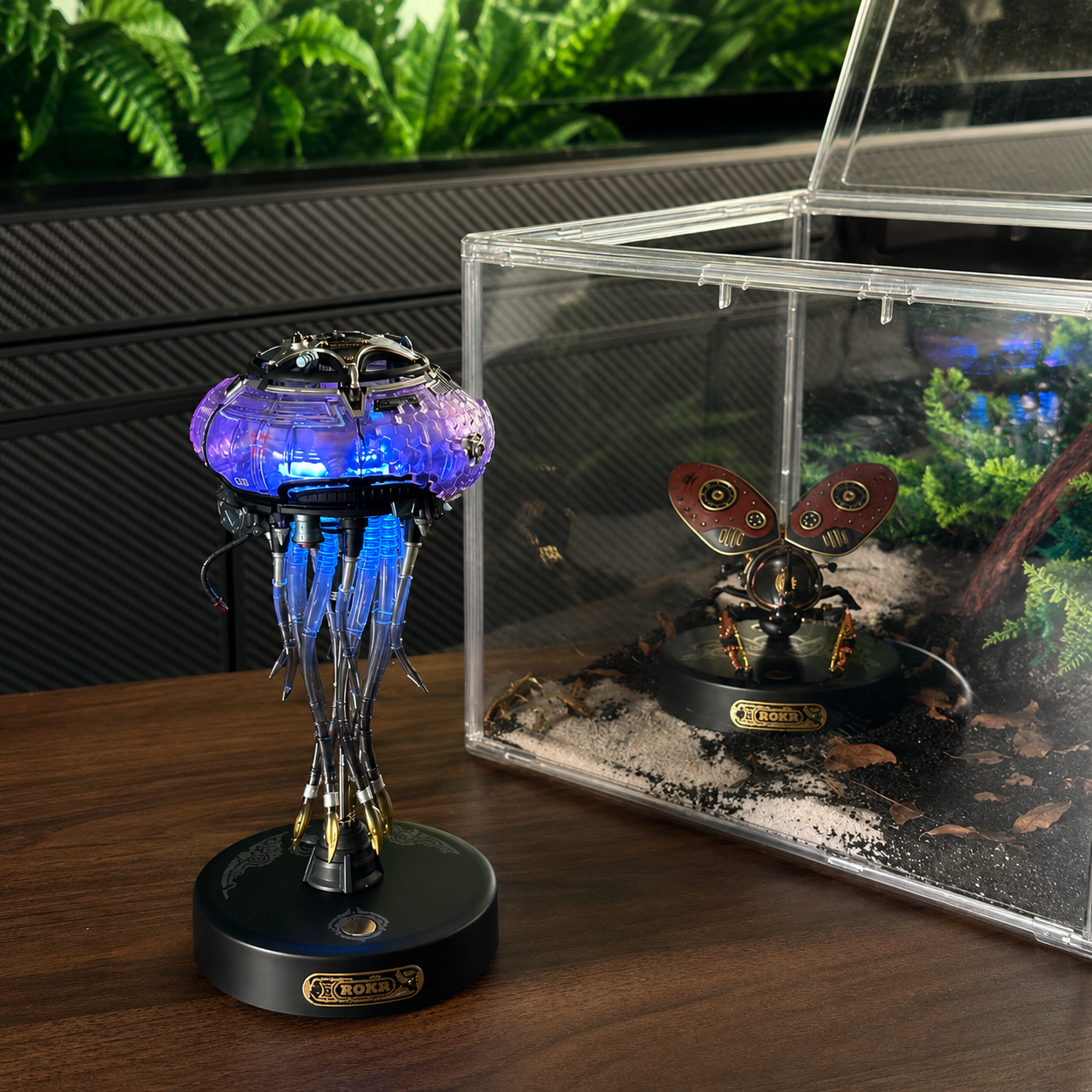 CyberJelly 防塵保護罩桌面展示